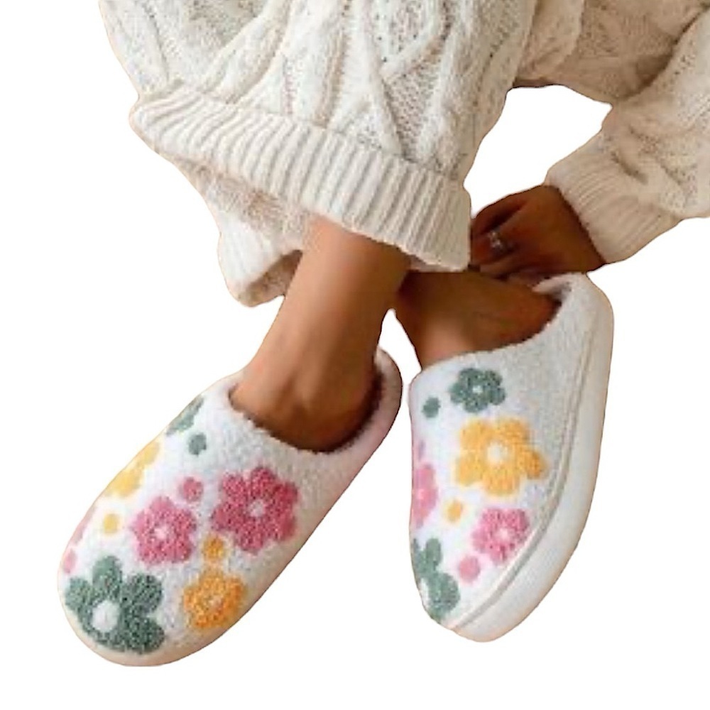 Plush Flower Power 70’s Style Slip On Floral Fuzzy Slippers Choose Size. New!